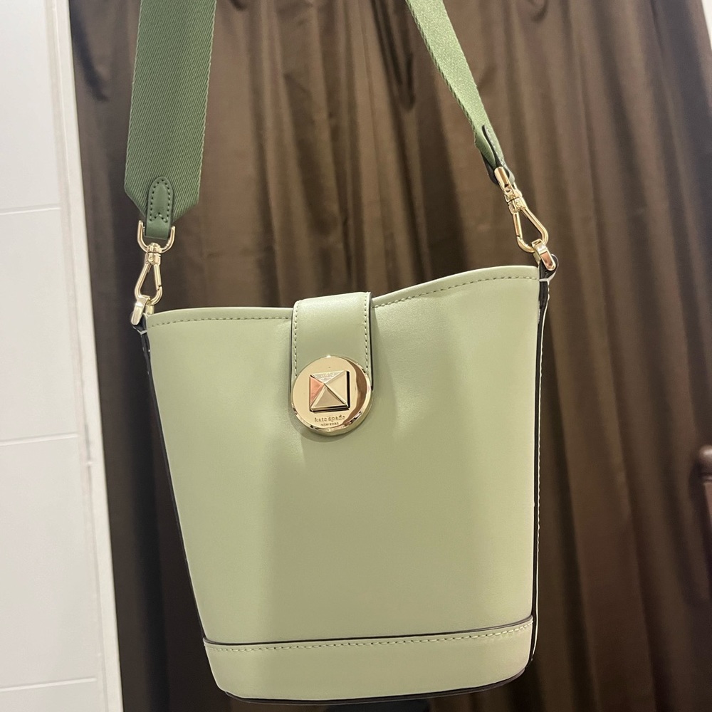 Small green Kate spade bucket purse